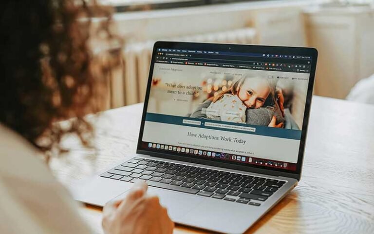 WordPress vs SquareSpace -Which is the Best Website Builder for Startups in 2024?